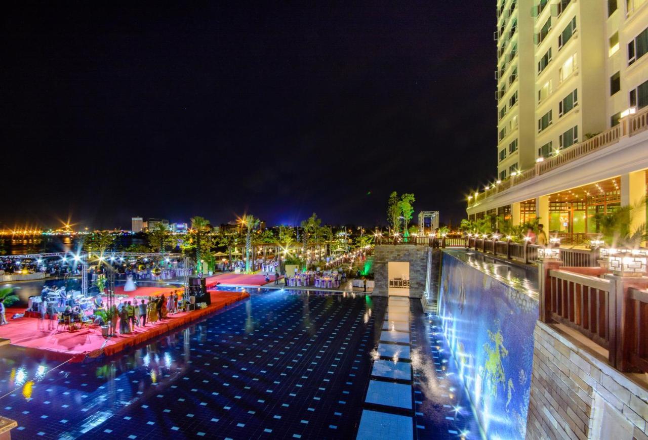 Sokha Khách sạn 5*